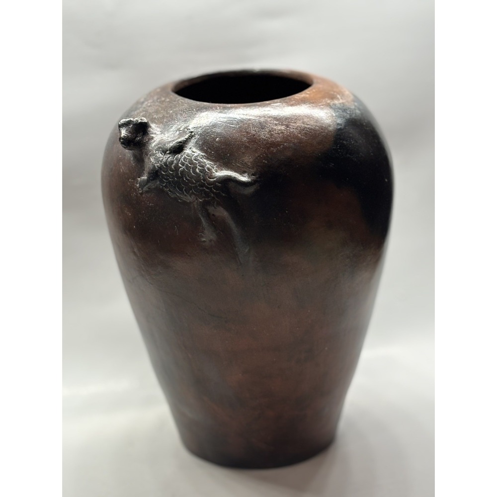 Vintage Studio Pottery Vase w/ LIZARD IGUANA Relief Sculpture ~Southwest